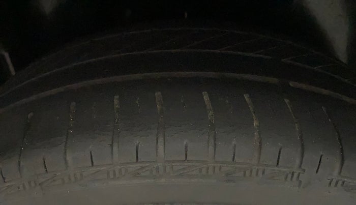 2019 Volkswagen Ameo TRENDLINE 1.0L, Petrol, Manual, 48,540 km, Right Rear Tyre Tread