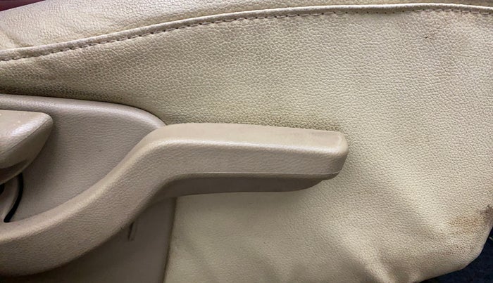 2013 Honda Amaze 1.2L I-VTEC S, Petrol, Manual, 65,178 km, Driver Side Adjustment Panel