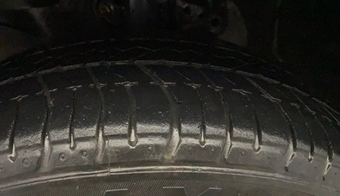 2013 Honda Amaze 1.2L I-VTEC S, Petrol, Manual, 65,178 km, Left Front Tyre Tread