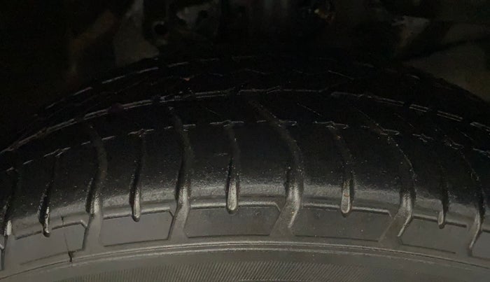 2013 Honda Amaze 1.2L I-VTEC S, Petrol, Manual, 65,178 km, Right Front Tyre Tread