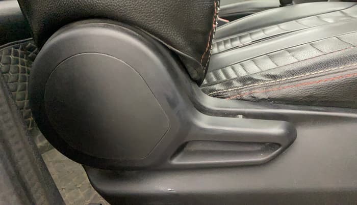 2023 Tata Tiago XM CNG, CNG, Manual, 78,031 km, Driver Side Adjustment Panel