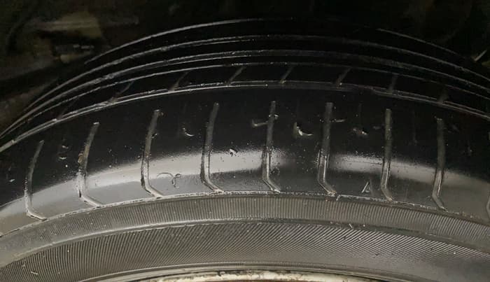 2023 Tata Tiago XM CNG, CNG, Manual, 78,031 km, Left Rear Tyre Tread