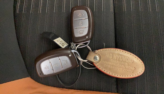 2019 Hyundai Creta SX 1.6 DIESEL DUAL TONE, Diesel, Manual, 75,218 km, Key Close Up