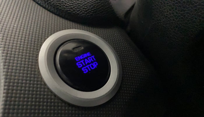 2019 Hyundai Creta SX 1.6 DIESEL DUAL TONE, Diesel, Manual, 75,218 km, Keyless Start/ Stop Button