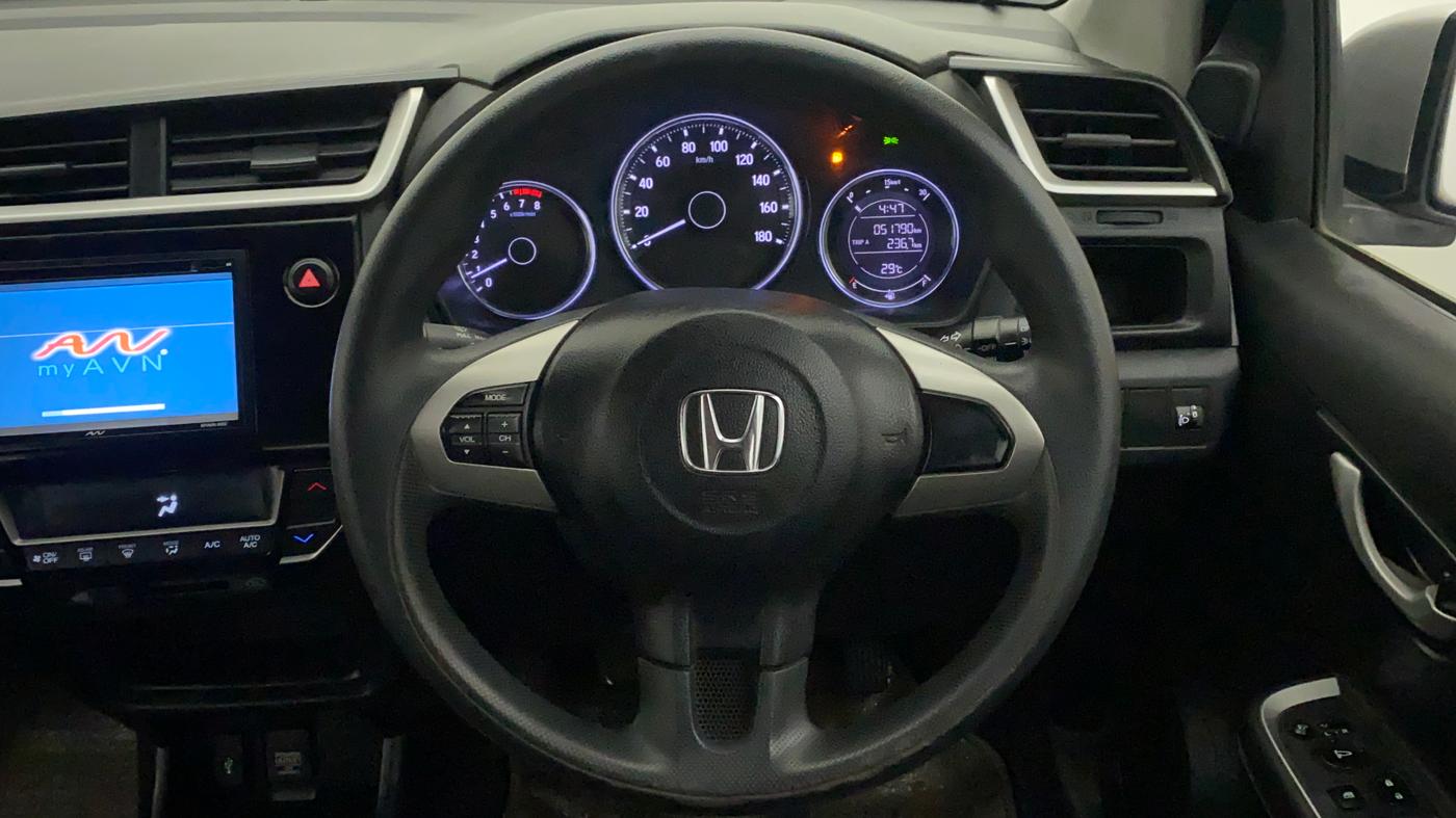 2016 Honda BR-V 1.5L I-VTEC V, Petrol, Manual, 53,454 km, Steering Wheel Close Up