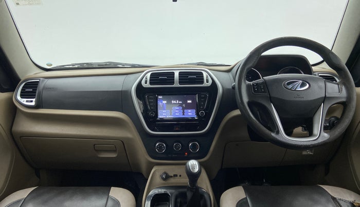 2018 Mahindra TUV300 T 10 MT Dual Tone, Diesel, Manual, 76,944 km, Dashboard