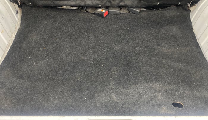 2022 Renault Kwid CLIMBER MT 1.0, Petrol, Manual, 38,000 km, Boot Inside