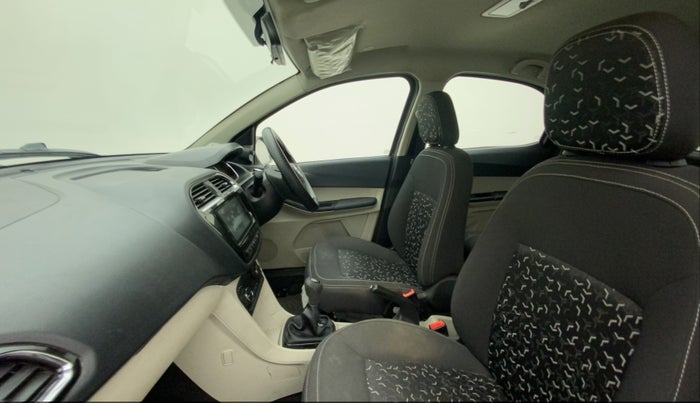2022 Tata Tiago XZ PLUS CNG, CNG, Manual, 52,907 km, Right Side Front Door Cabin