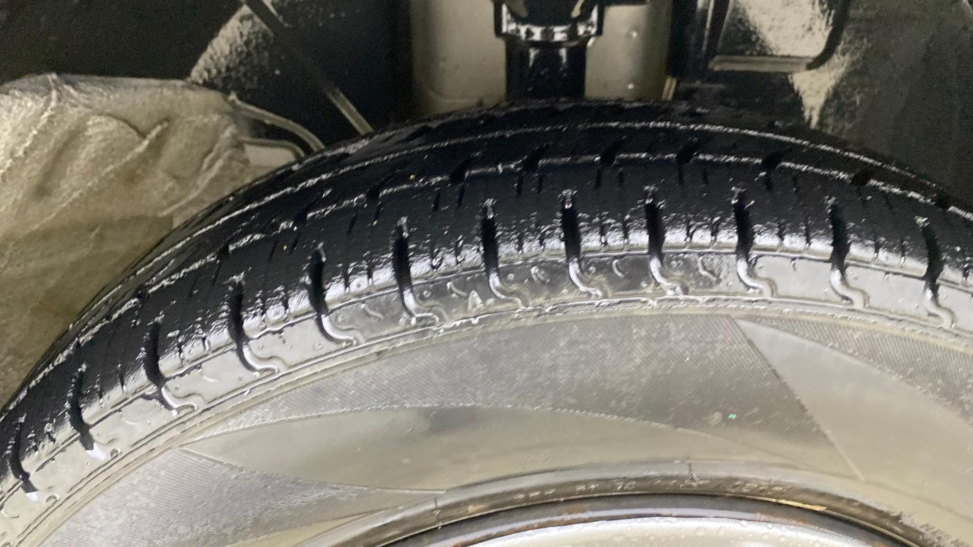 2019 Renault Kwid RXT 1.0 AMT (O), Petrol, Automatic, 35,531 km, Right Front Tyre Tread