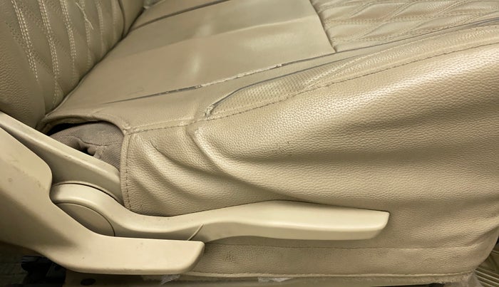 2018 Maruti Dzire ZXI AMT, CNG, Automatic, 62,127 km, Driver Side Adjustment Panel