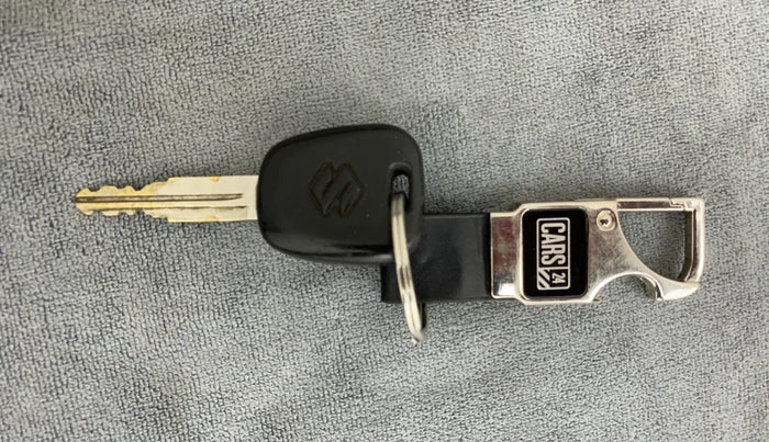 2015 Maruti Alto K10 VXI, Petrol, Manual, 60,831 km, Key Close Up