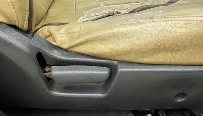 2015 Maruti Alto K10 VXI, Petrol, Manual, 60,831 km, Driver Side Adjustment Panel