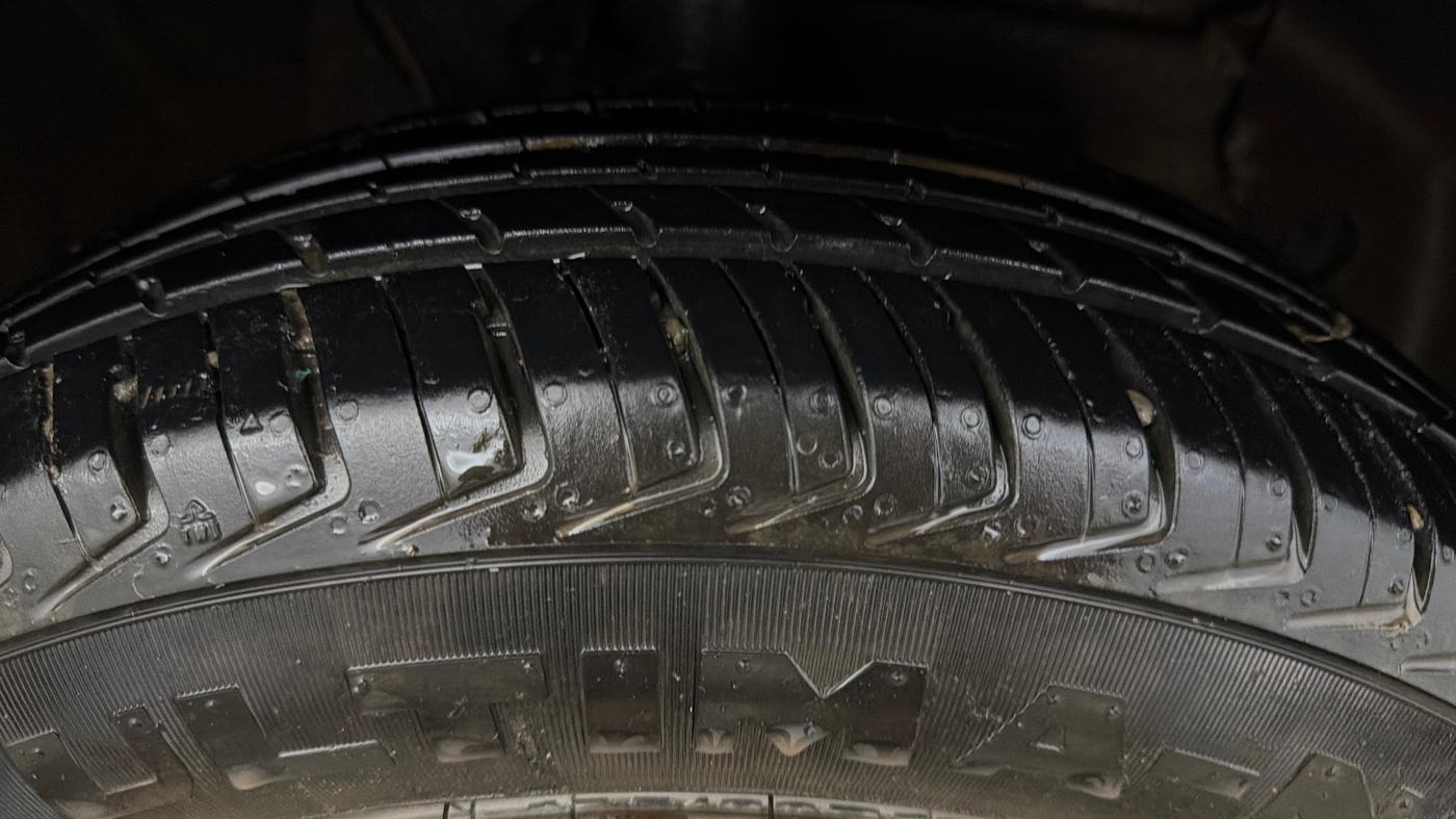 2018 Hyundai NEW SANTRO MAGNA AMT, Petrol, Automatic, 43,103 km, Right Front Tyre Tread