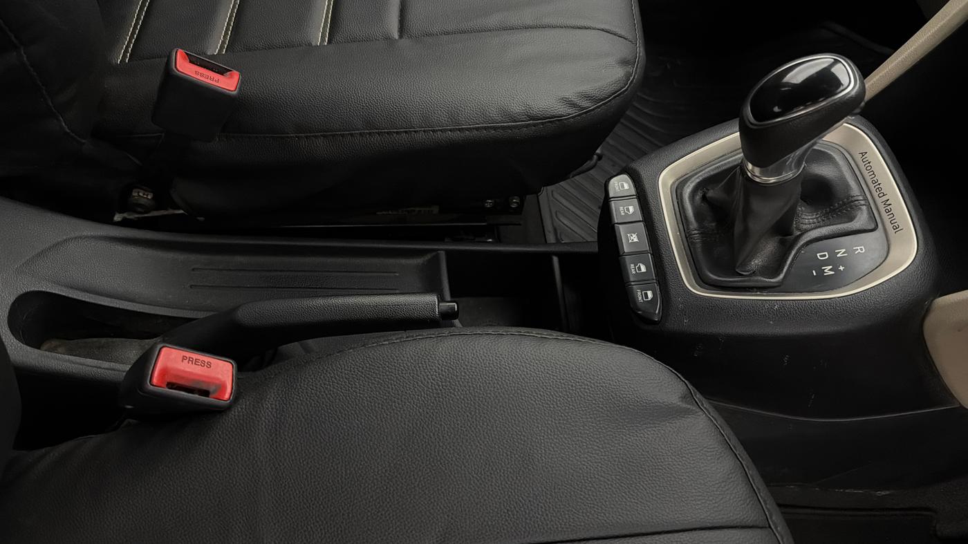 2018 Hyundai NEW SANTRO MAGNA AMT, Petrol, Automatic, 43,103 km, Gear Lever