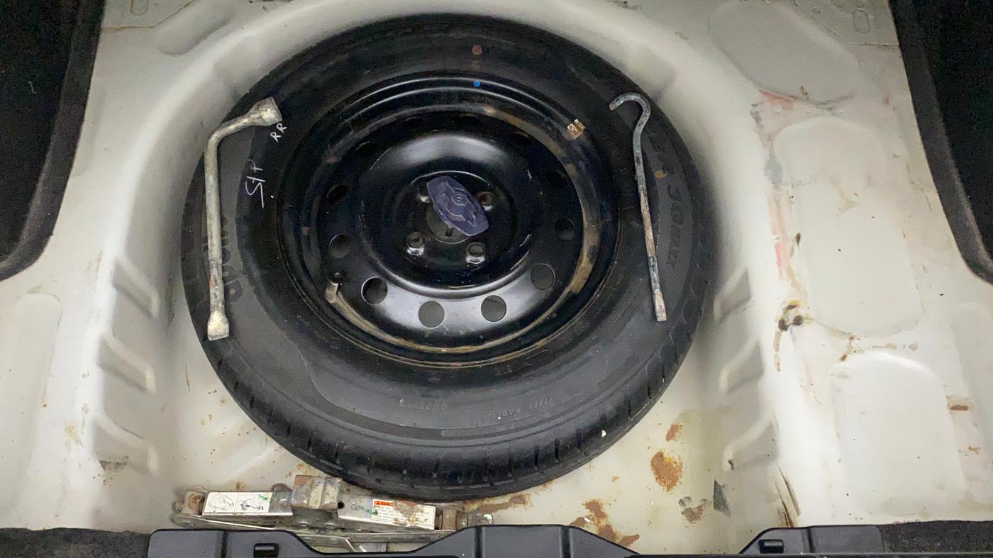 2018 Maruti Dzire VXI, Petrol, Manual, 1,04,974 km, Spare Tyre