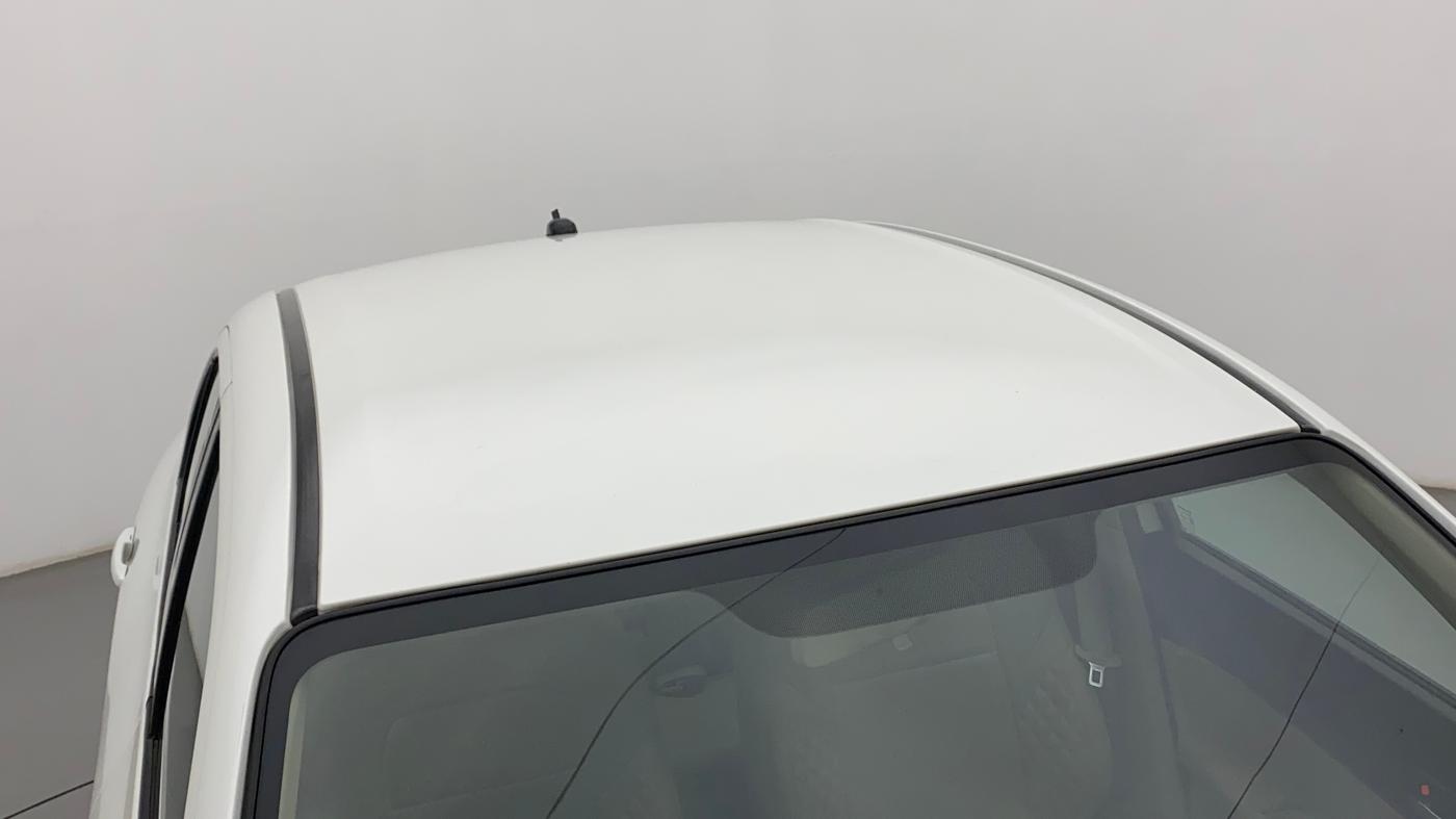 2018 Maruti Dzire VXI, Petrol, Manual, 1,04,974 km, Roof