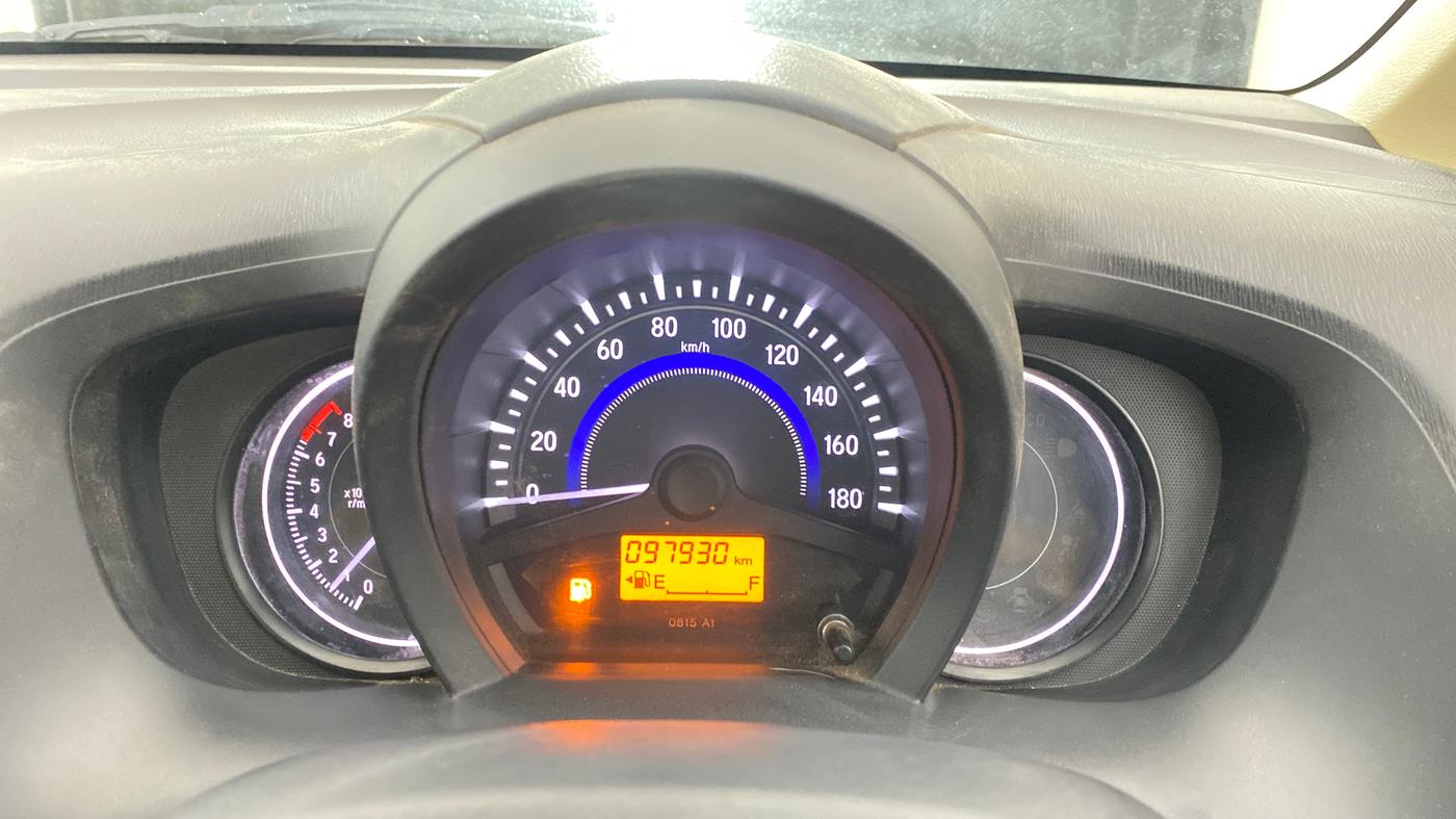 2015 Honda Amaze 1.2L I-VTEC VX, Petrol, Manual, 97,927 km, Odometer Image