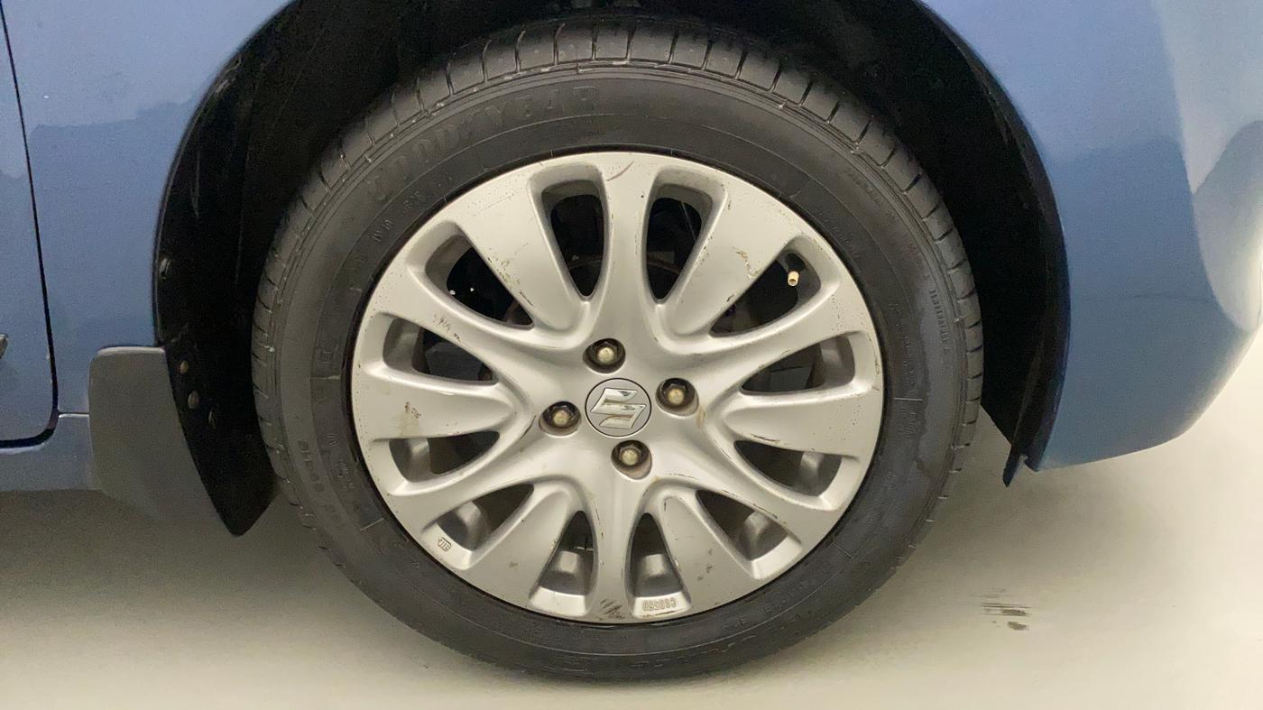 2017 Maruti Baleno ALPHA PETROL 1.2, Petrol, Manual, 22,580 km, Right Front Wheel