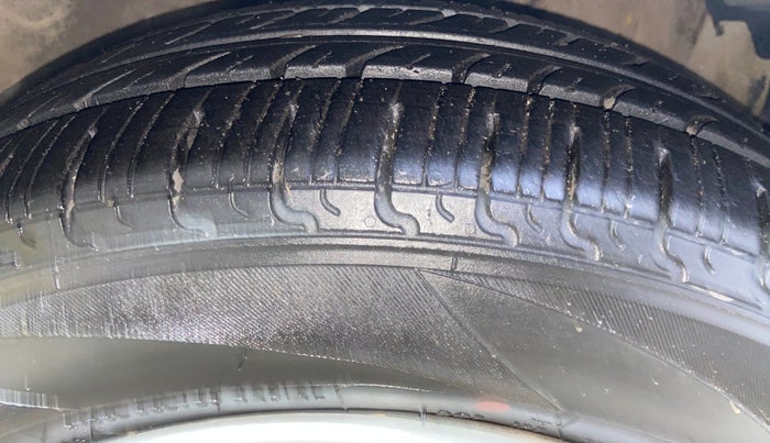 2019 Maruti Celerio VXI, Petrol, Manual, 1,15,752 km, Right Front Tyre Tread