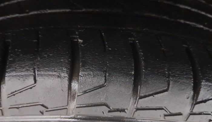 2021 KIA SELTOS HTX IVT 1.5 PETROL, Petrol, Automatic, 74,746 km, Left Front Tyre Tread