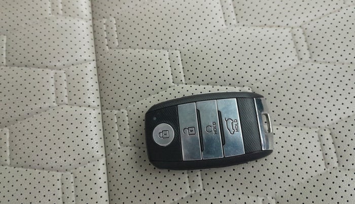 2021 KIA SELTOS HTX IVT 1.5 PETROL, Petrol, Automatic, 74,746 km, Key Close Up