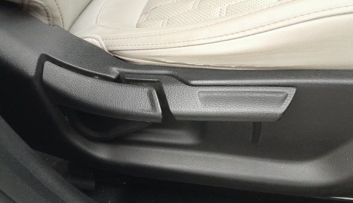 2021 KIA SELTOS HTX IVT 1.5 PETROL, Petrol, Automatic, 74,746 km, Driver Side Adjustment Panel