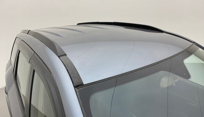 2015 Mahindra XUV500 W6 4X2, Diesel, Manual, 67,077 km, Roof