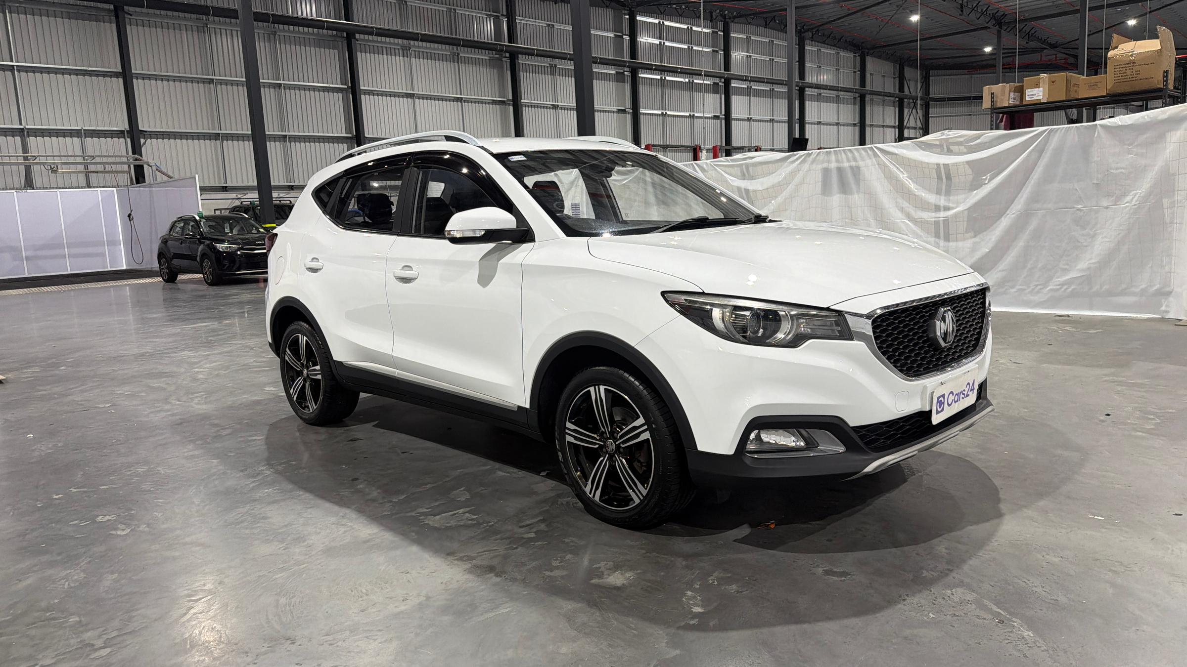 MG ZS image