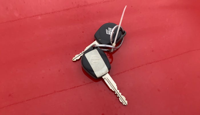 2020 Maruti Swift VXI, Petrol, Manual, 37,100 km, Key Close Up