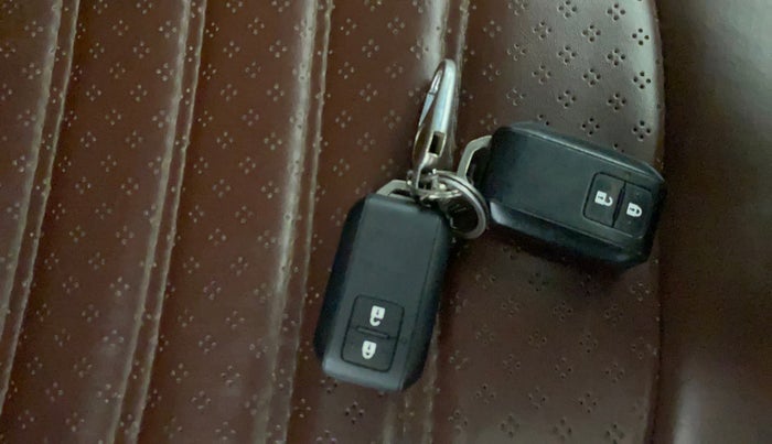 2023 Maruti Grand Vitara DELTA SMART HYBRID AT, Petrol, Automatic, 54,258 km, Key Close Up