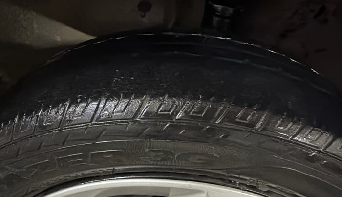 2017 Maruti Wagon R 1.0 VXI (O) AMT, Petrol, Automatic, 35,935 km, Right Front Tyre Tread