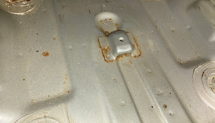 2018 Maruti S Cross ALPHA SHVS, Diesel, Manual, 50,557 km, Boot floor - Slight discoloration
