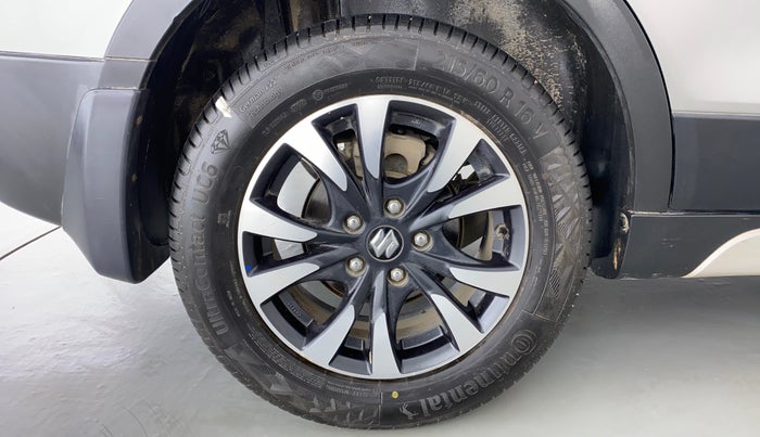 2018 Maruti S Cross ALPHA SHVS, Diesel, Manual, 50,557 km, Right Rear Wheel