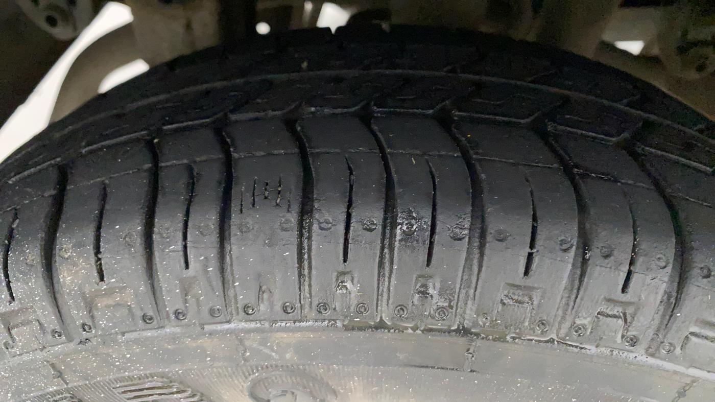 2018 Maruti Alto 800 LXI, Petrol, Manual, 30,620 km, Right Rear Tyre Tread