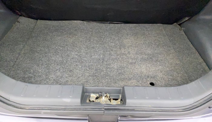 2018 Maruti Alto 800 LXI, Petrol, Manual, 30,620 km, Boot Inside