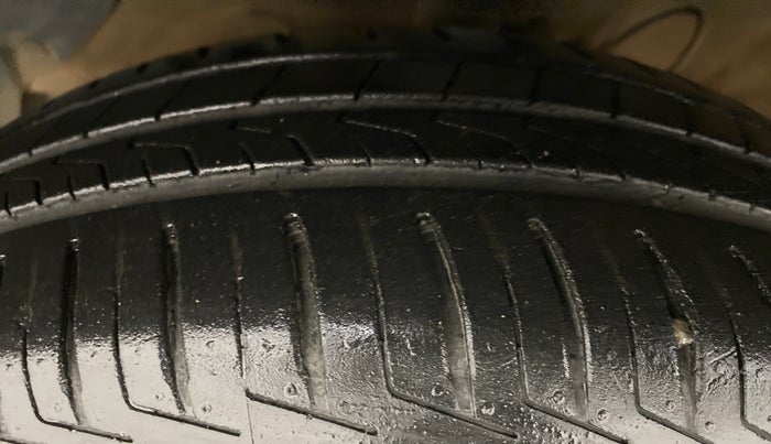 2019 Hyundai GRAND I10 NIOS SPORTZ 1.2 AT, Petrol, Automatic, 26,118 km, Left Front Tyre Tread