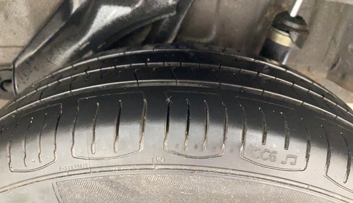 2013 Honda Amaze 1.2L I-VTEC S, Petrol, Manual, 74,159 km, Left Rear Tyre Tread