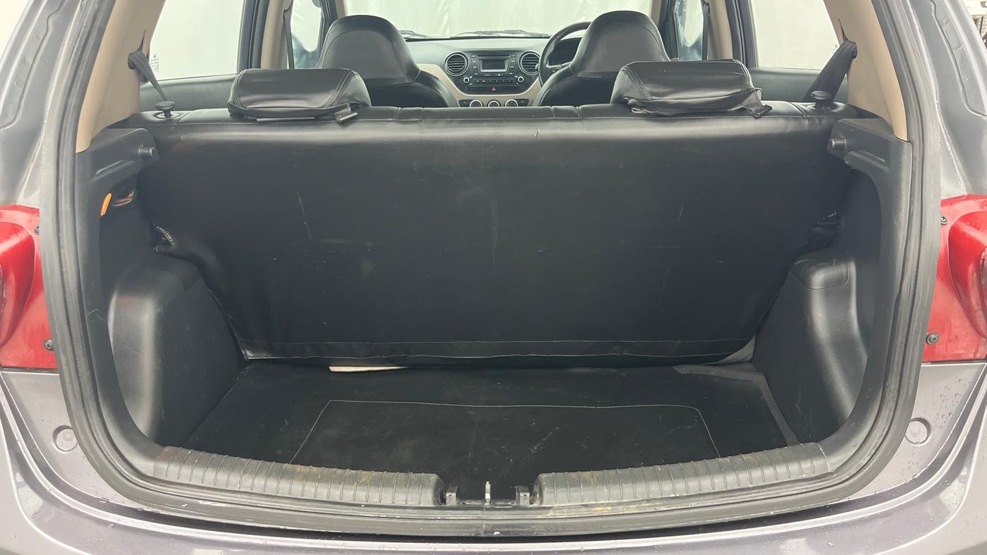 2015 Hyundai Grand i10 ASTA (O) 1.2 KAPPA VTVT, Petrol, Manual, 70,413 km, Boot Inside