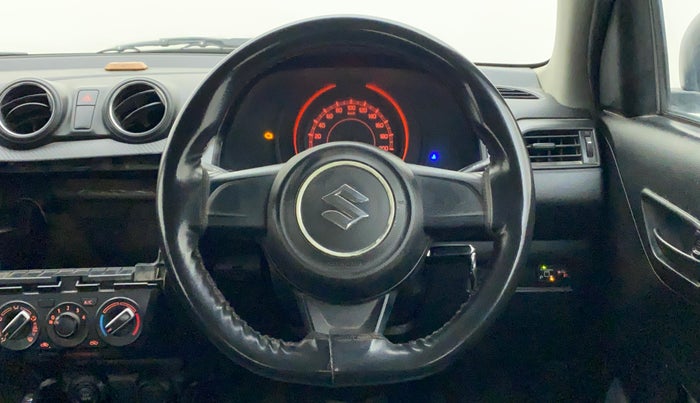 2018 Maruti Swift LXI, CNG, Manual, 86,025 km, Steering Wheel Close Up