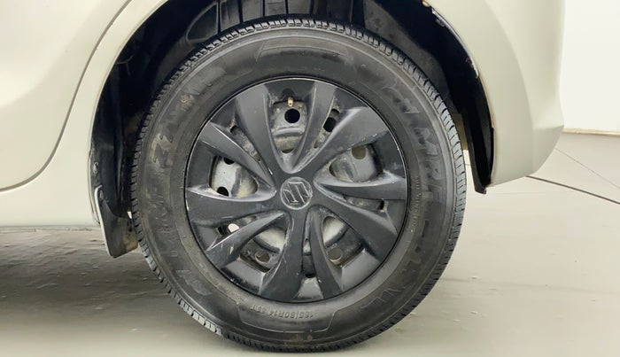 2018 Maruti Swift LXI, CNG, Manual, 86,025 km, Left Rear Wheel