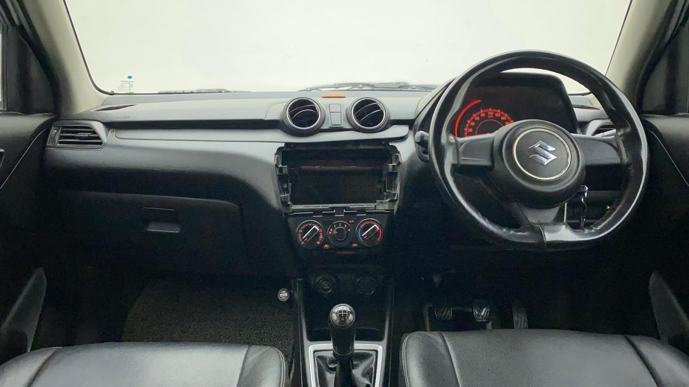 2018 Maruti Swift LXI, CNG, Manual, 86,025 km, Dashboard