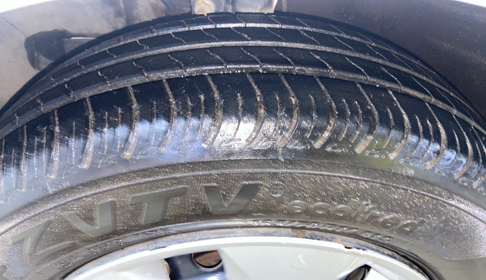 2024 Maruti New Wagon-R VXI CNG 1.0, CNG, Manual, 31,650 km, Left Front Tyre Tread