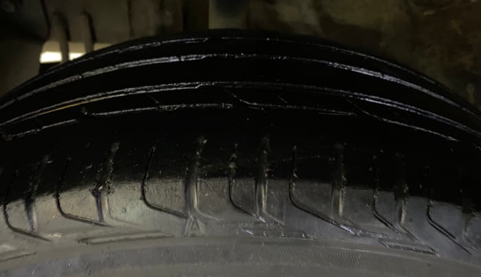 2020 Tata NEXON XM DIESEL, Diesel, Manual, 75,629 km, Right Rear Tyre Tread