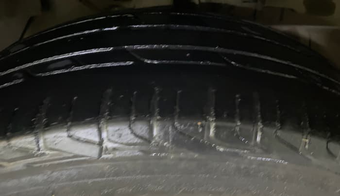 2020 Tata NEXON XM DIESEL, Diesel, Manual, 75,629 km, Right Front Tyre Tread