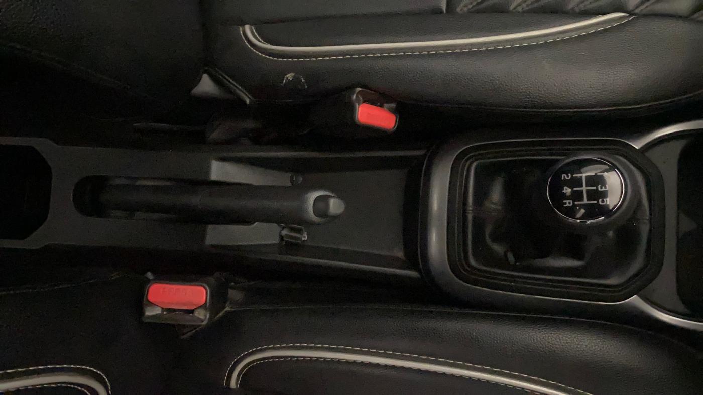 2020 Maruti IGNIS SIGMA 1.2, Petrol, Manual, 25,307 km, Gear Lever