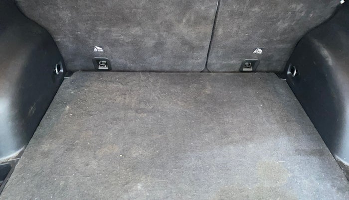 2020 Jeep Compass LONGITUDE PLUS 2.0 DIESEL, Diesel, Manual, 78,109 km, Boot Inside