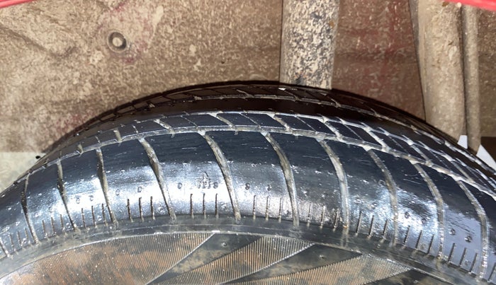 2018 Maruti Celerio ZXI, Petrol, Manual, 13,740 km, Left Rear Tyre Tread