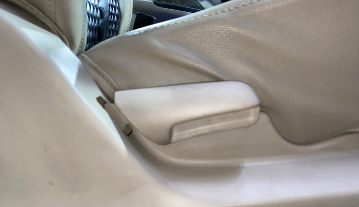 2018 Maruti Celerio ZXI, Petrol, Manual, 13,740 km, Driver Side Adjustment Panel