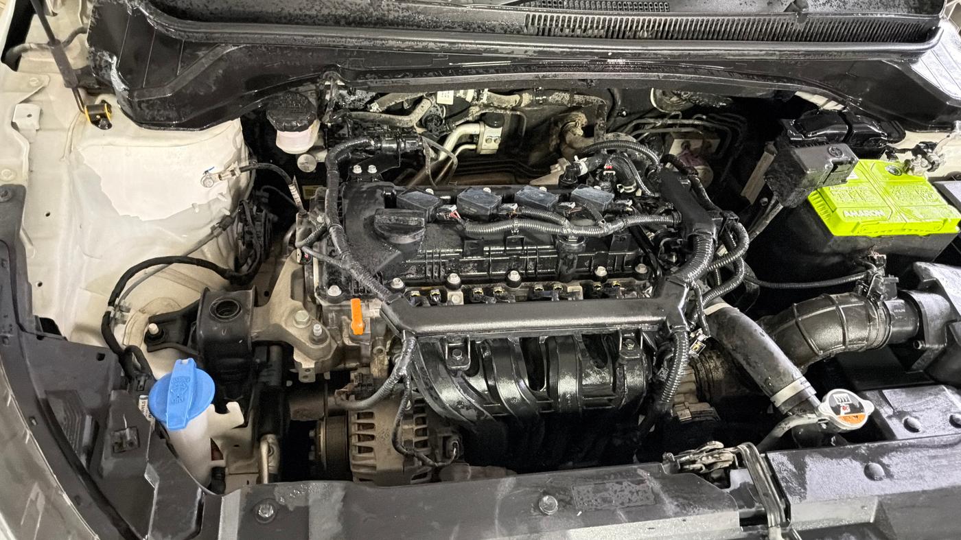2022 Hyundai NEW I20 ASTA (O) 1.2 MT, Petrol, Manual, 32,240 km, Engine View - Right