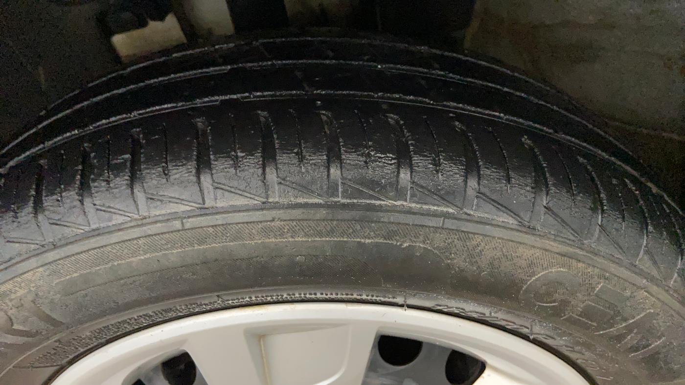 2020 Renault Kwid RXT 0.8, Petrol, Manual, 63,729 km, Left Front Tyre Tread